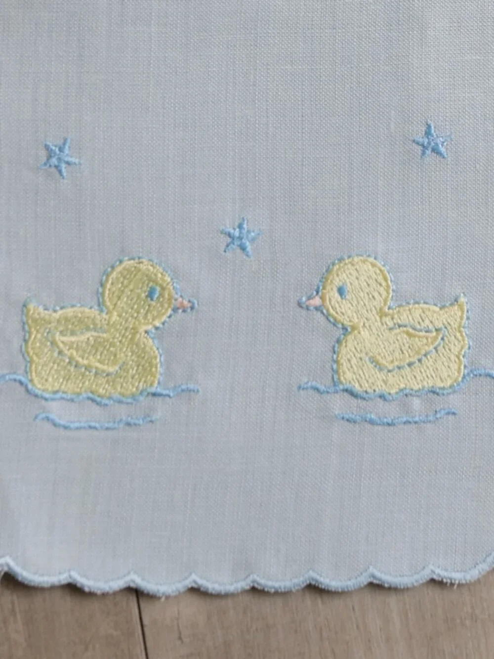 Blue Heirloom 100% Linen Bib Scalloped Embroidery Yellow Duck baby Shower Gift
